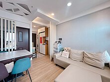 【吳虹誼】愛河畔✭馥寓次高樓層無遮蔽✭兩房車位