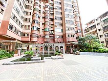 景觀大樓 中正世界四房車