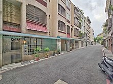 國泰車墅大面寬×正4樓｜地坪大、氣勢滿！