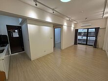 華鳳特區輕屋齡~ 三房＋大平車