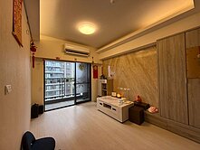 昕天地』大三房+平面車位，邊間前後陽臺裝潢簡約實用