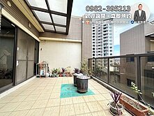 可停雙車‼️大面寬大地坪朝南孝親電梯別墅找健豪✨