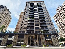 🍎河堤國小 裕誠商圈機能棒屋況佳3房平車🍎