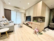 總太兩房平車高樓層