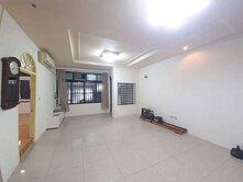 專任~龍山社區大地坪透天｜大面寬屋況佳｜光武學區