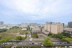 楠梓日月光【高樓景觀首排】正四房+平面車位