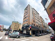 逢甲陽台套房附車位