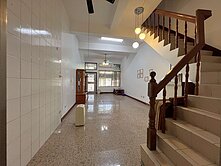 高大特區-後勁溪首排-景觀透天車墅