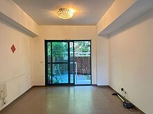 三荷院庭院露台邊間三房車