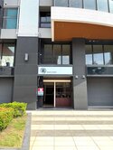 小港臨大路優質一樓+夾層輕屋齡優質店面~配平面車位