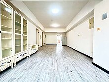 西屯三房捷運宅｜鄰近水湳經貿、逢甲商圈