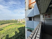 ☆都會公園旁陽台進出景觀宅衛浴開窗超大三房☆