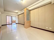 【吳虹誼】鼎中商圈｜天天新市場｜高樓景觀三房平車