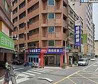 16米大路桃園市區7層整棟店面適醫美百業