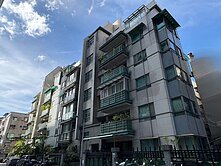 AB102信義帝圖樓中樓大戶【中信房屋張翔喆】