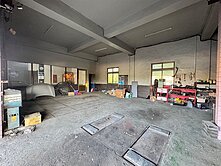 崙背中山路大面寬店面