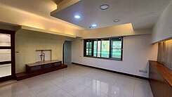 前鎮/輕軌C36/稀有10米大面寬雙店面