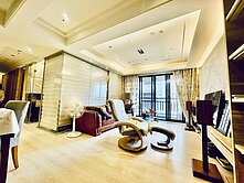 (阿龍帶你買好房)北大特區皇翔玉鼎26樓