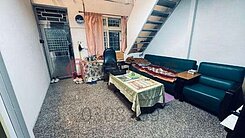 內壢後站商圈中正國小旁買地送漂亮平房