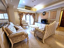 市政商圈百立豪邸四房平車