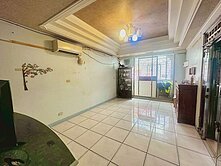 羅東運動公園旁三房車位華廈