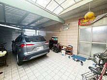 AC271-1國泰大邊間車庫一樓【中信房屋張翔喆】