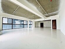 信實恬🍭文心森林公園第一排高樓層視野戶三平車