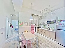 專任大里台中家家/2房休旅車位/8年屋/衛浴有開窗