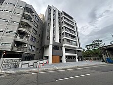 得鑫傑座二期3房平車