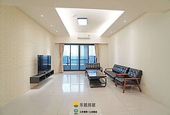 亞灣區｜輝達｜三多商圈｜晶閣高樓層三房平車