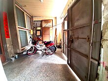 (獨家)東區大面寬學區傳統透天|住商琇萍