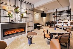 龍岡忠貞市場~正龍江路邊~百萬裝潢網美風店面