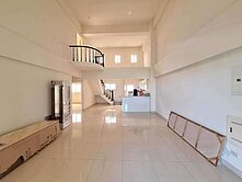 【新園樓中樓】🌟輕齡 大空間 3房平車 .ᐟ 