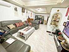 獨家~龍岡圓環.忠貞市場大透天