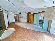 最鑽錢三角窗大面寬美容美髮牙醫醫美🔴大師又嘉