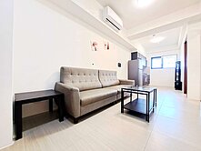 稀有陽台進出。京城森遠大兩房平車。近青埔捷運