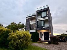 近頭城交流道現代風大器農舍