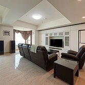 【尊皇大廈】面澄清湖景居高臨下豪邸雙平面車位