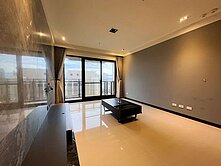 💥縣三 湛高峰高樓裝潢四改三房+雙車✅可看屋