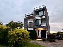 頭城近交流道百坪5房孝親房農舍~台灣房屋婕如~小豬