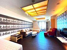 85大樓三多商圈正海景~精裝大空間收租套房