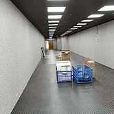 近巨城中華路大地坪店面