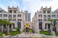 鳳山文山特區｜文山帝寶總裁別墅