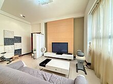 雙層謙邸｜成功學區｜重疊美透天