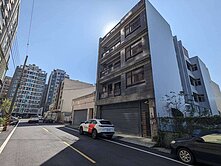 商業區電梯雙透天