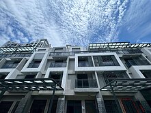 大里🏡前院停車・傳統格局透天全新未住