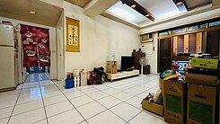 近羅東夜市中山西街圓環低公設3房