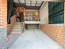 仁雄、八卦寮雙商圈 四房雙套房美車墅