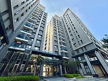 烏日裕國豐田｜臨路44坪大空間獨立花園店住