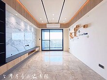 獨家高樓層★洲際漢神★百萬裝潢三房平車